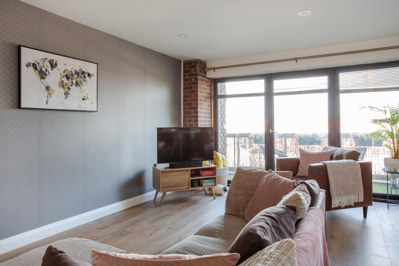 New Lisburn Road Apartment - Free Parking เบลฟาสต์ ภายนอก รูปภาพ