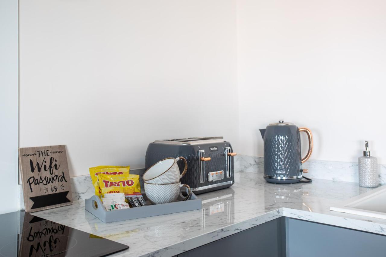 New Lisburn Road Apartment - Free Parking เบลฟาสต์ ภายนอก รูปภาพ