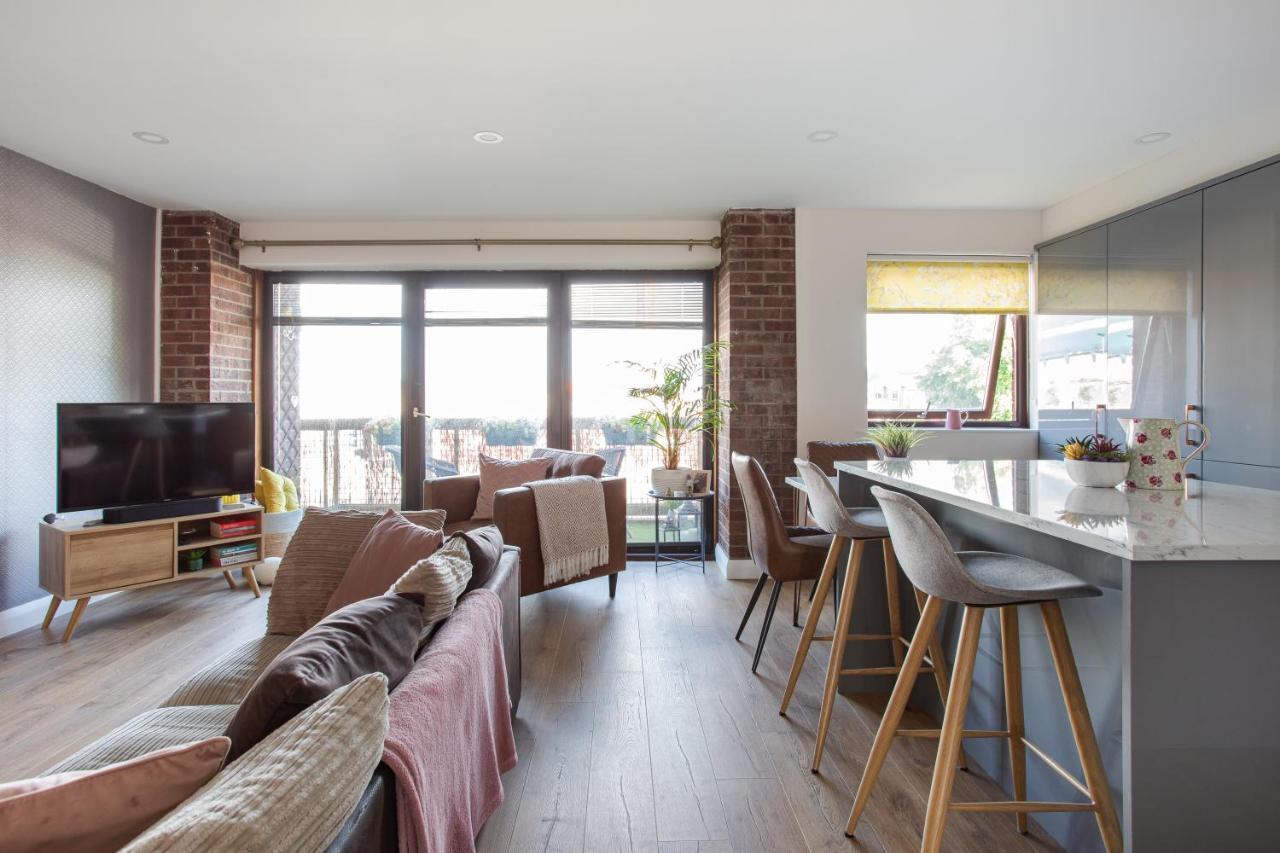 New Lisburn Road Apartment - Free Parking เบลฟาสต์ ภายนอก รูปภาพ