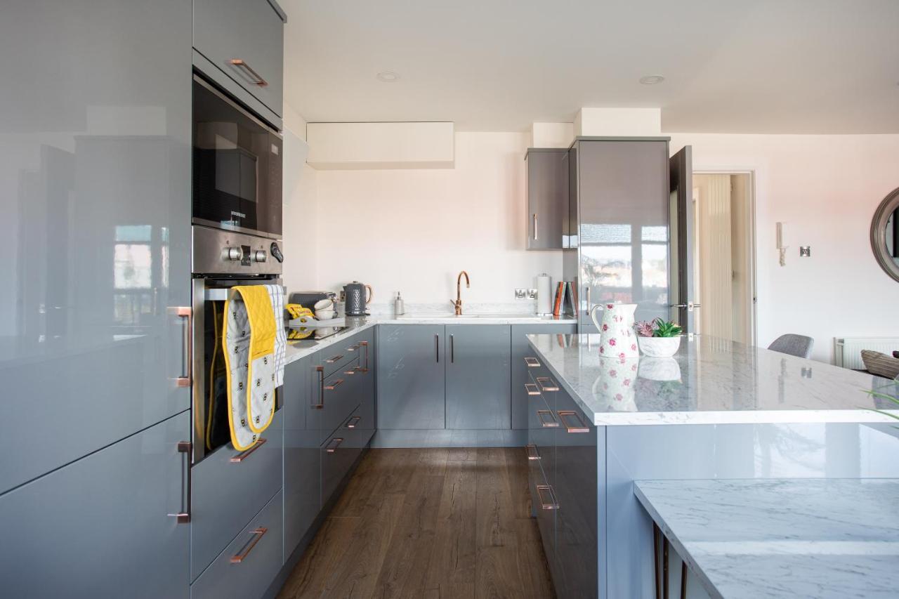 New Lisburn Road Apartment - Free Parking เบลฟาสต์ ภายนอก รูปภาพ